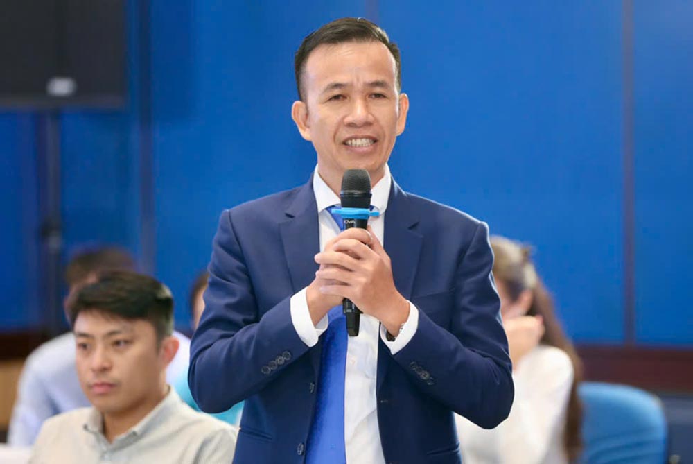 Ông Nguyễn Huy Vũ - cố vấn TGĐ công ty CP BĐS Seaholdings chia sẻ tại tọa đàm